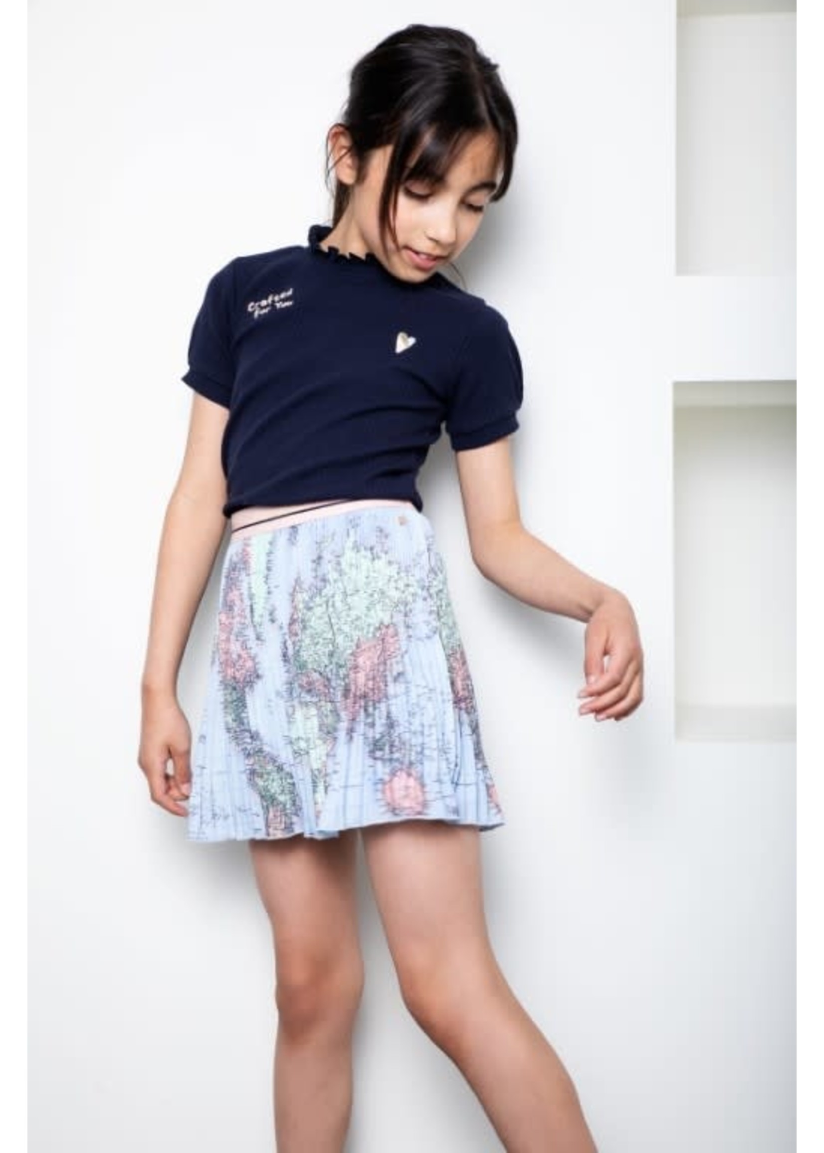 NoNo NoNo Nulan world map short plissee skirt N212-5703 Kentucky Blue