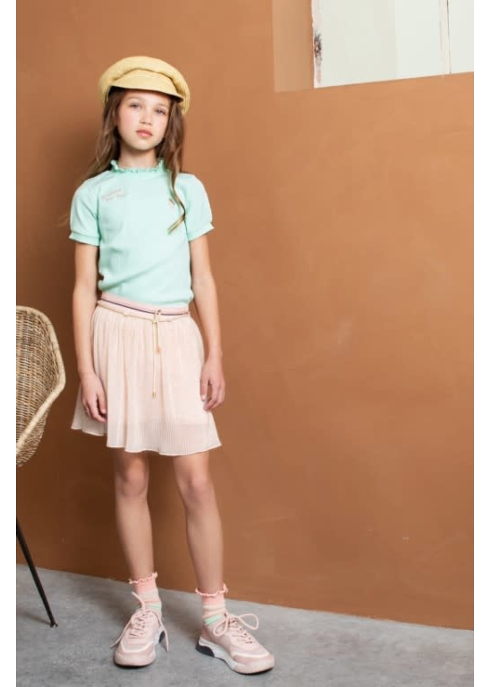 NoNo NoNo Keo rib tshirt short sleeve with smocked neck N212-5405 Soft Pistache