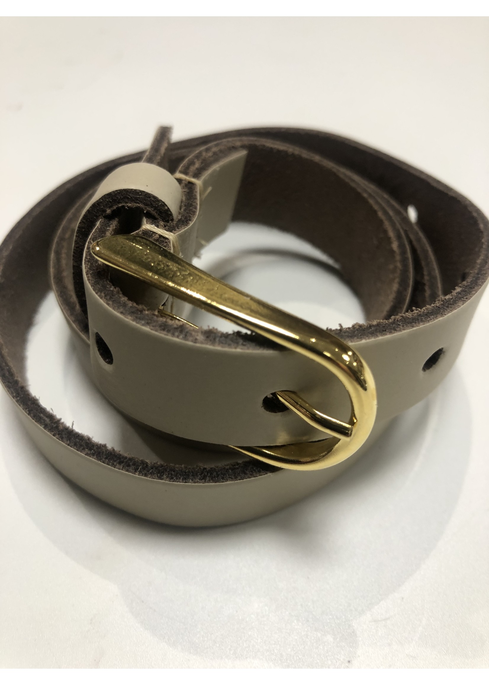 Riem beige smal 2 cm met gouden gesp