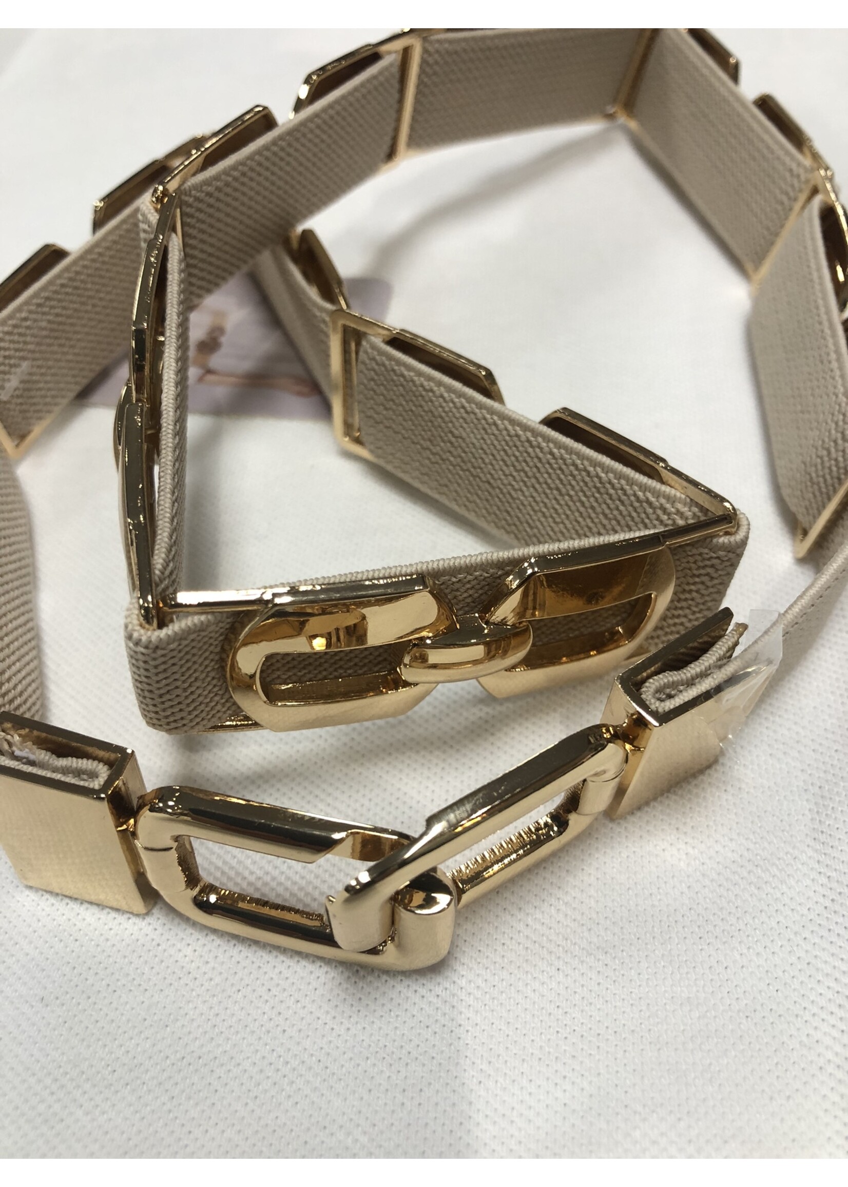 Riem  beige met schakels groot  goud