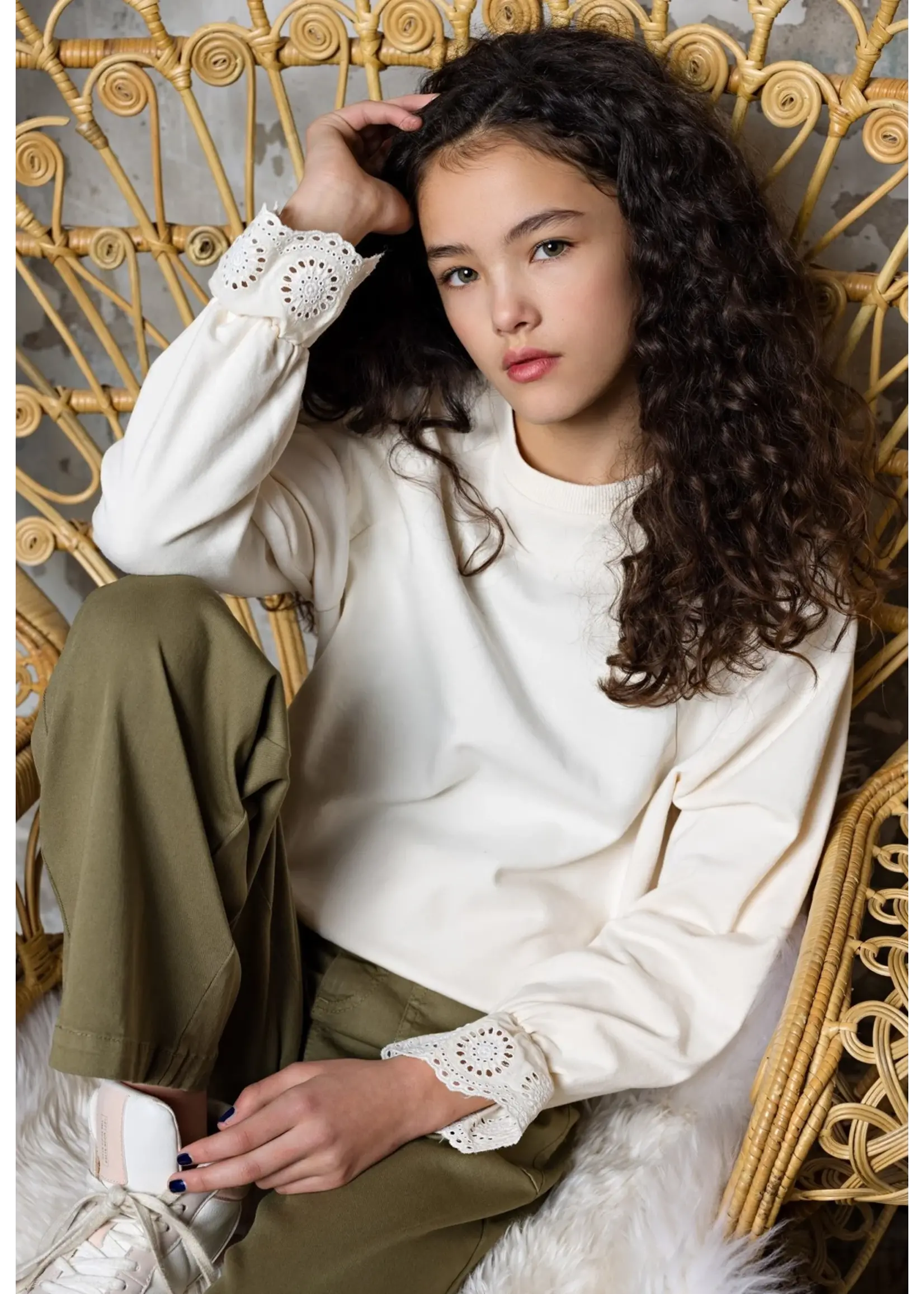 Nobell Nobell NoBell' Kim girls sweater with gathered raglan sleeves ivory Q309-3320 Pearled Ivory