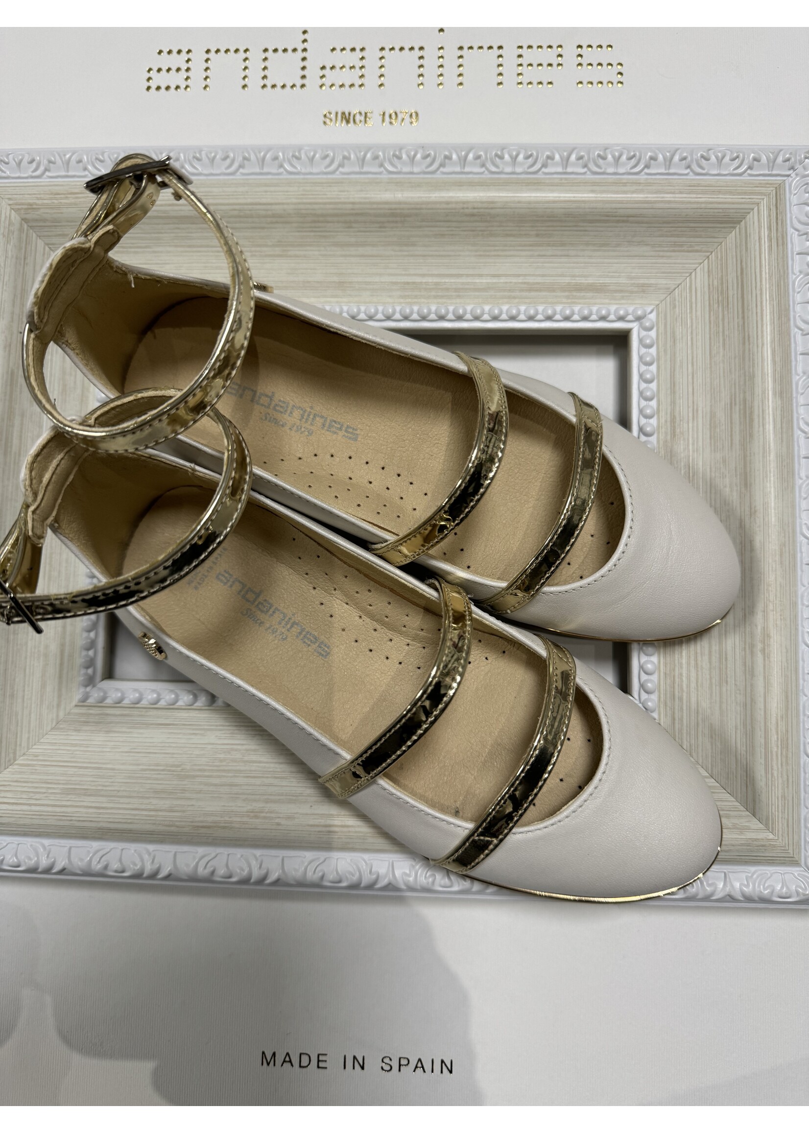 Andanines Andanines MERCEDES NIÑA  - 251212