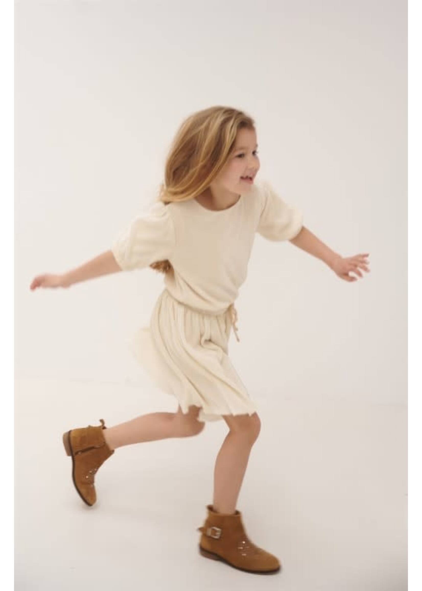 NoNo NoNo Merel AOP Plissee Dress s/sl N412-5808 Light Gold