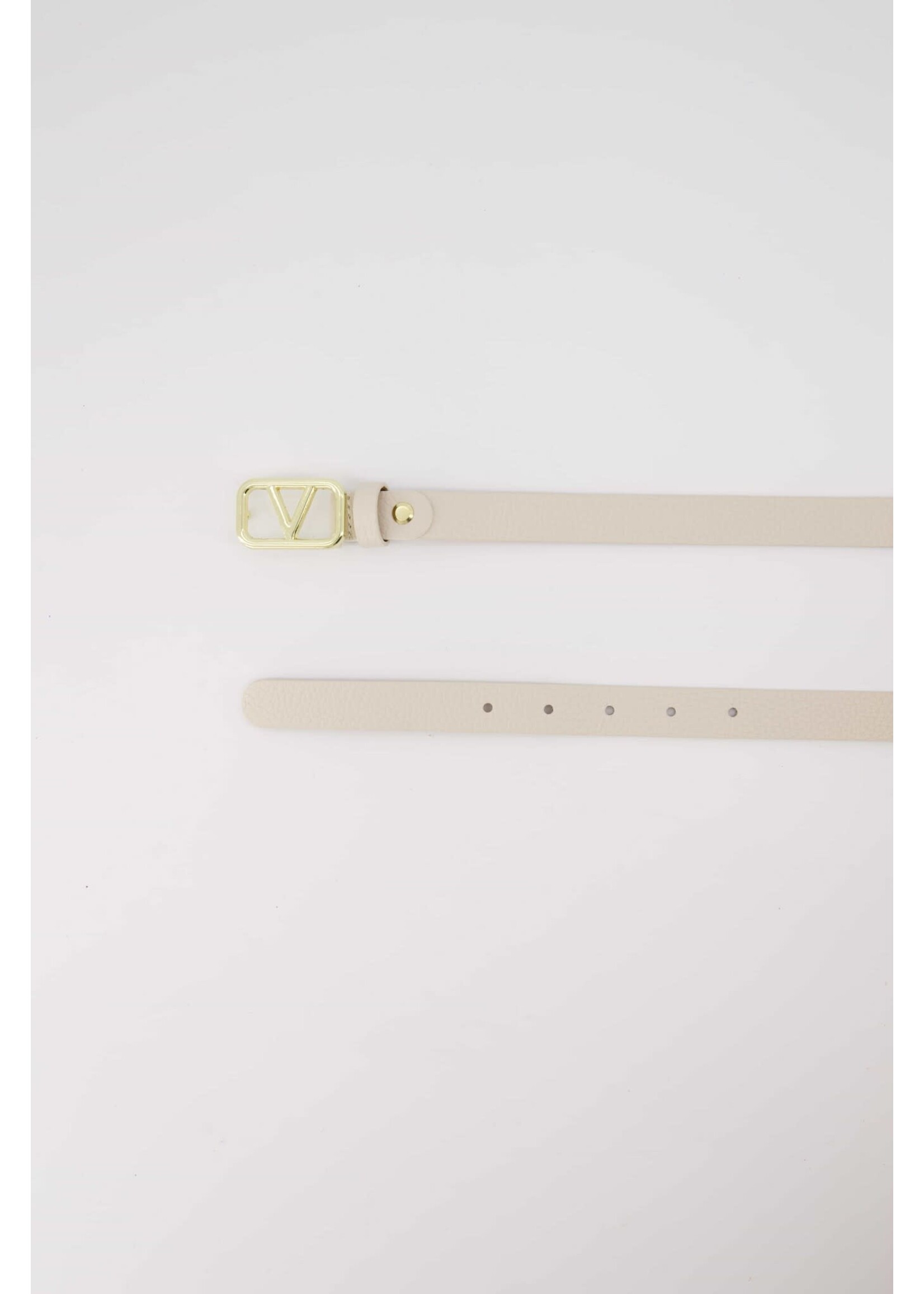 Teatro Riem  leer beige met gouden gespje