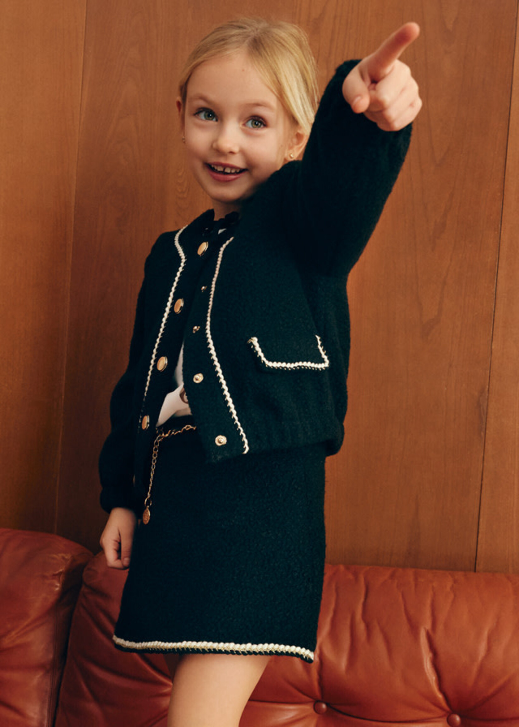 Abel & Lula Abel & Lula Lamb wool skirt with belt Black - 25 05517