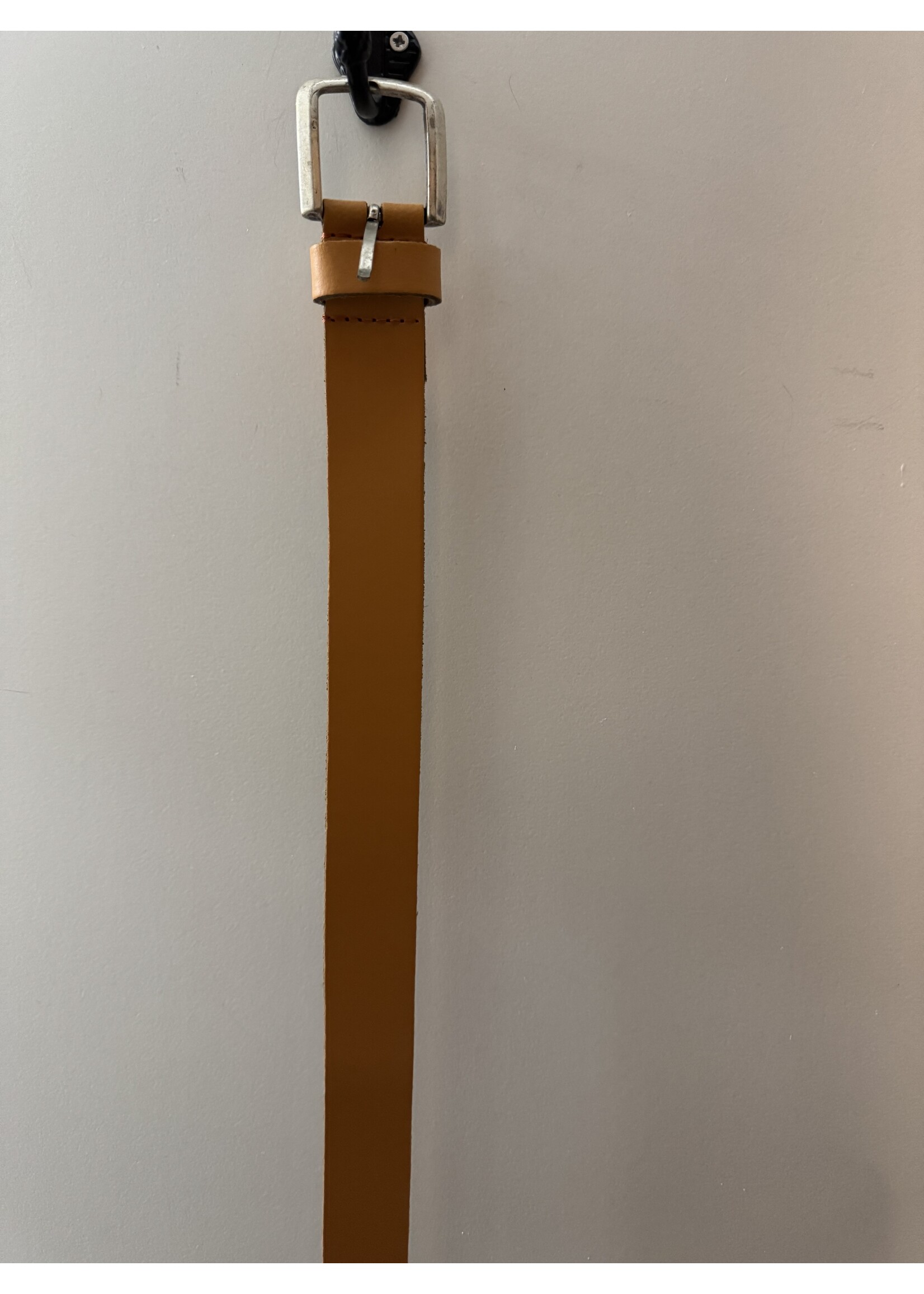 Riem  Leer licht cognac met oud zilveren gesp