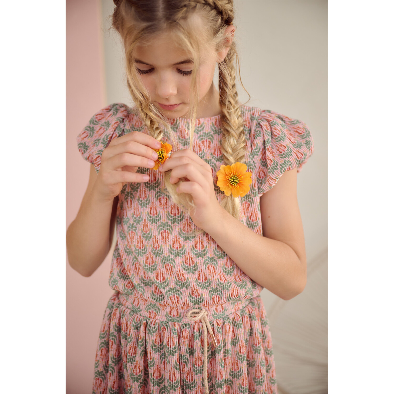 NoNo NoNo Miron Plisse Dress with balloonsleeve N602-5801 Sage Green