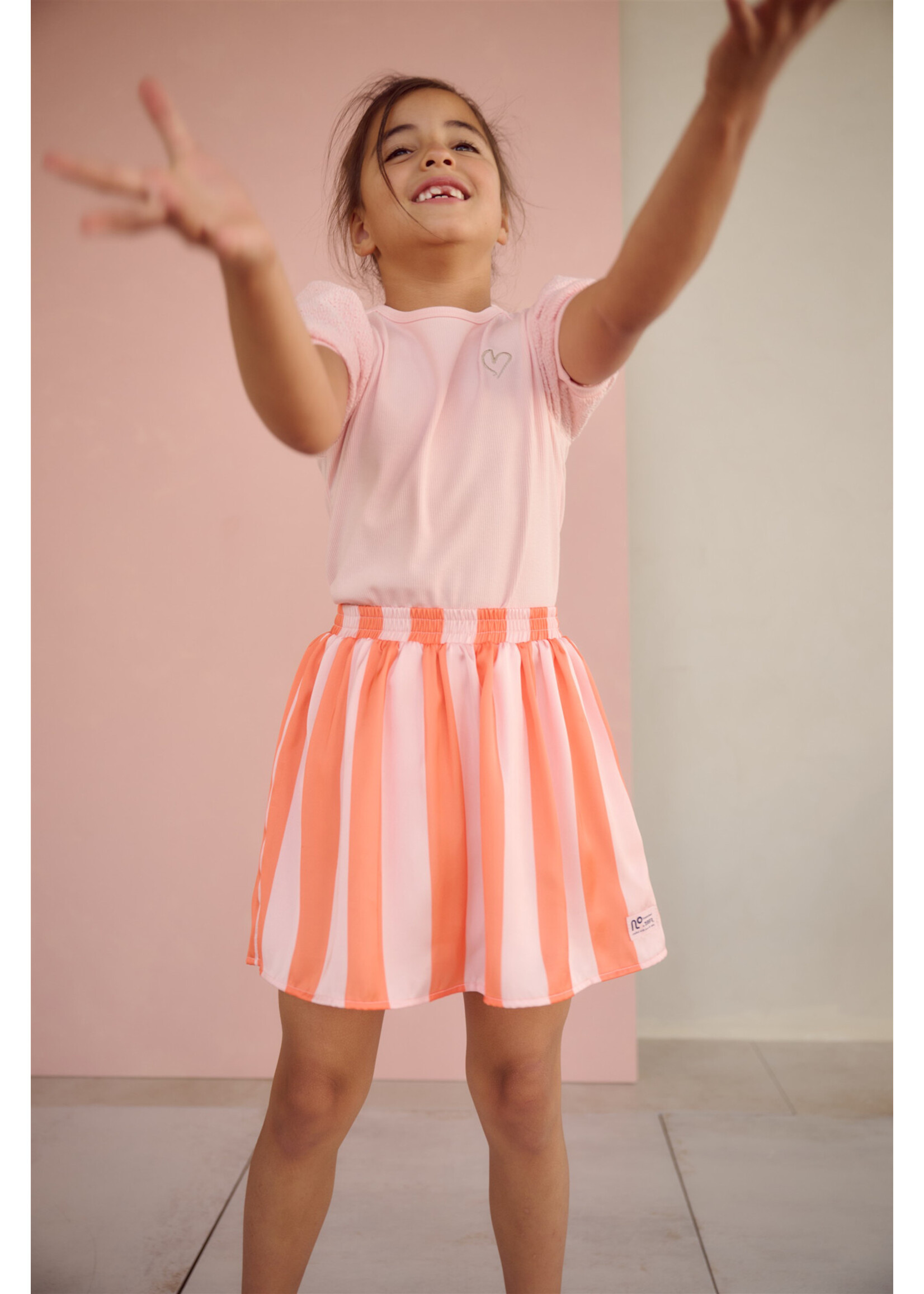 NoNo NoNo Kyoto Ribjersey Top with puffed sleeves N602-5403 Pale Blush Pink