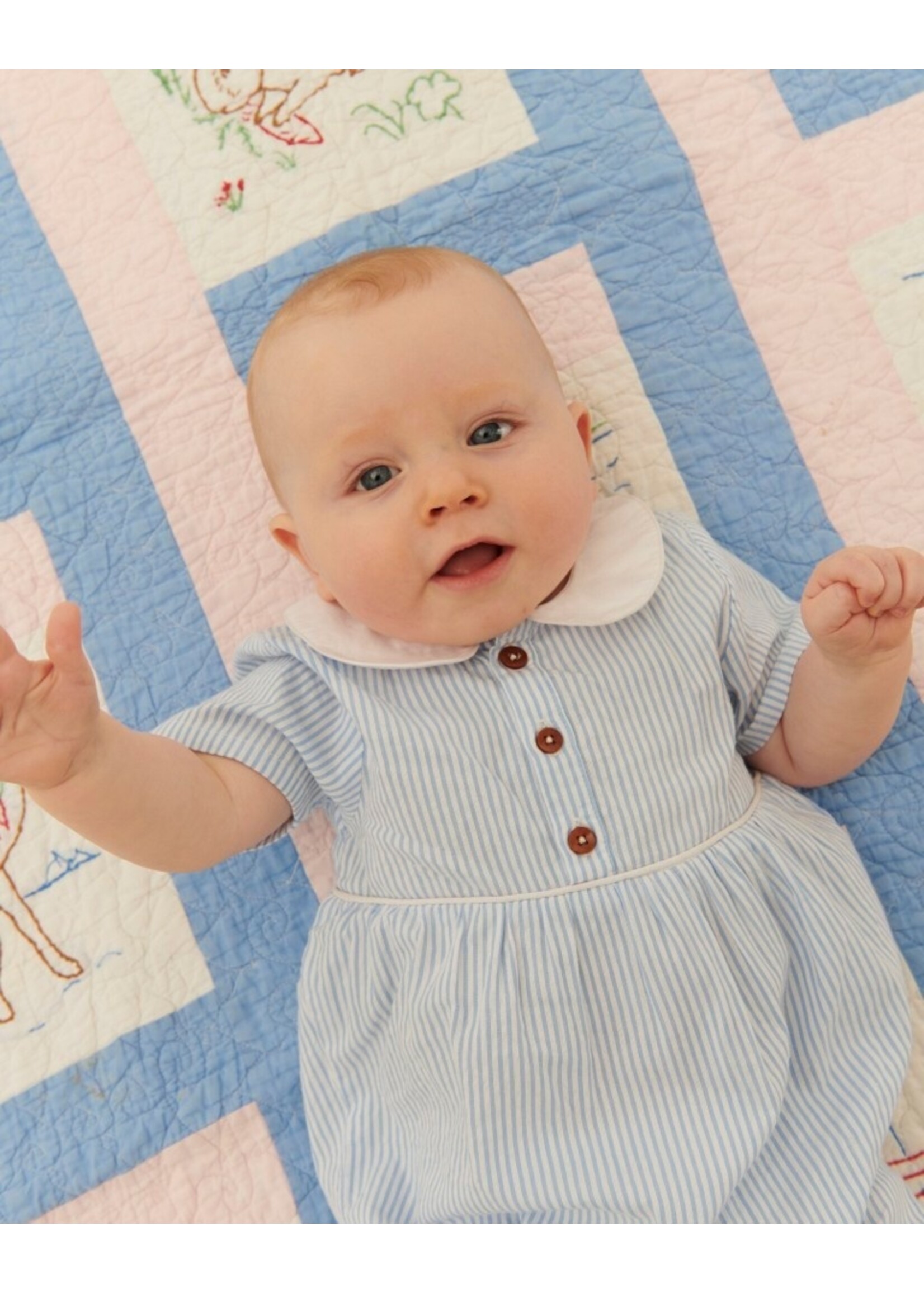 Copenhagen Colors Copenhagen Colors SEERSUCKER ROMPER W. COLLAR SKY BLUE W CREAM STRIPE 261-200-503