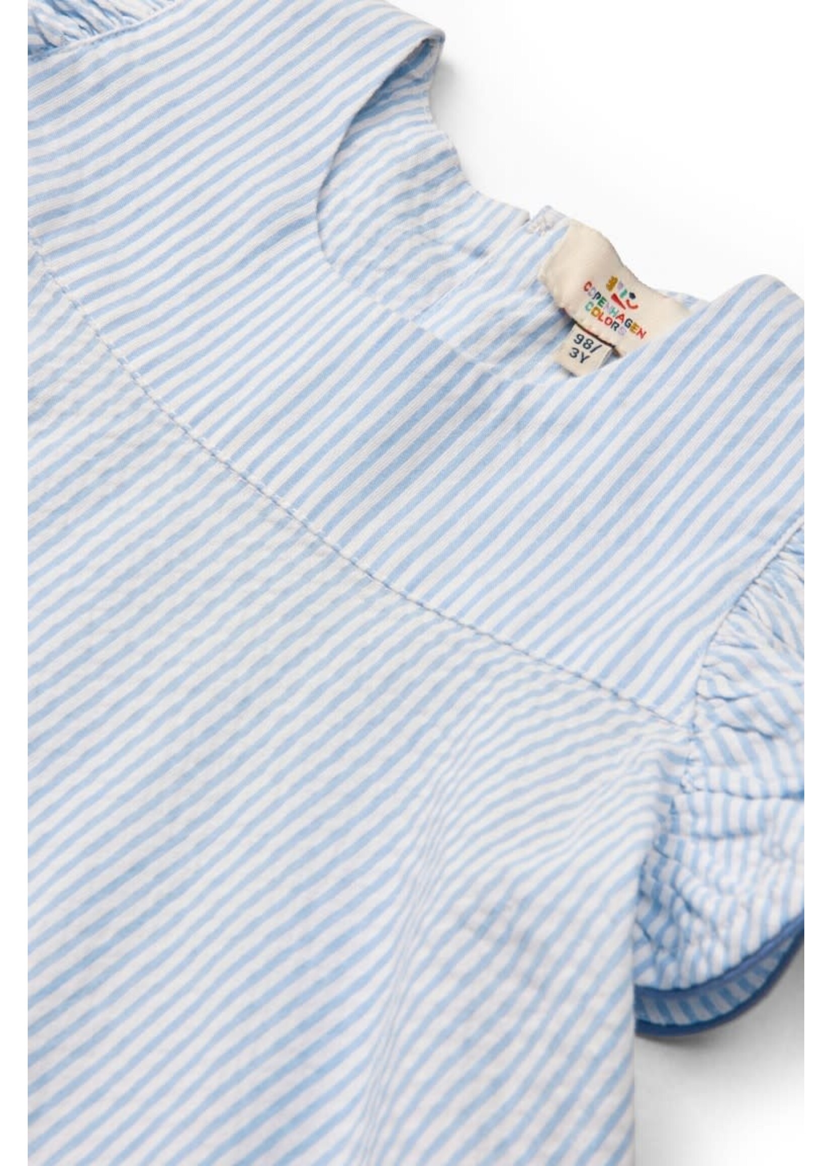 Copenhagen Colors Copenhagen Colors SEERSUCKER DRESS W. FRILL SLEEVES SKY BLUE W CREAM STRIPE W OCEAN BLUE 241-200-503
