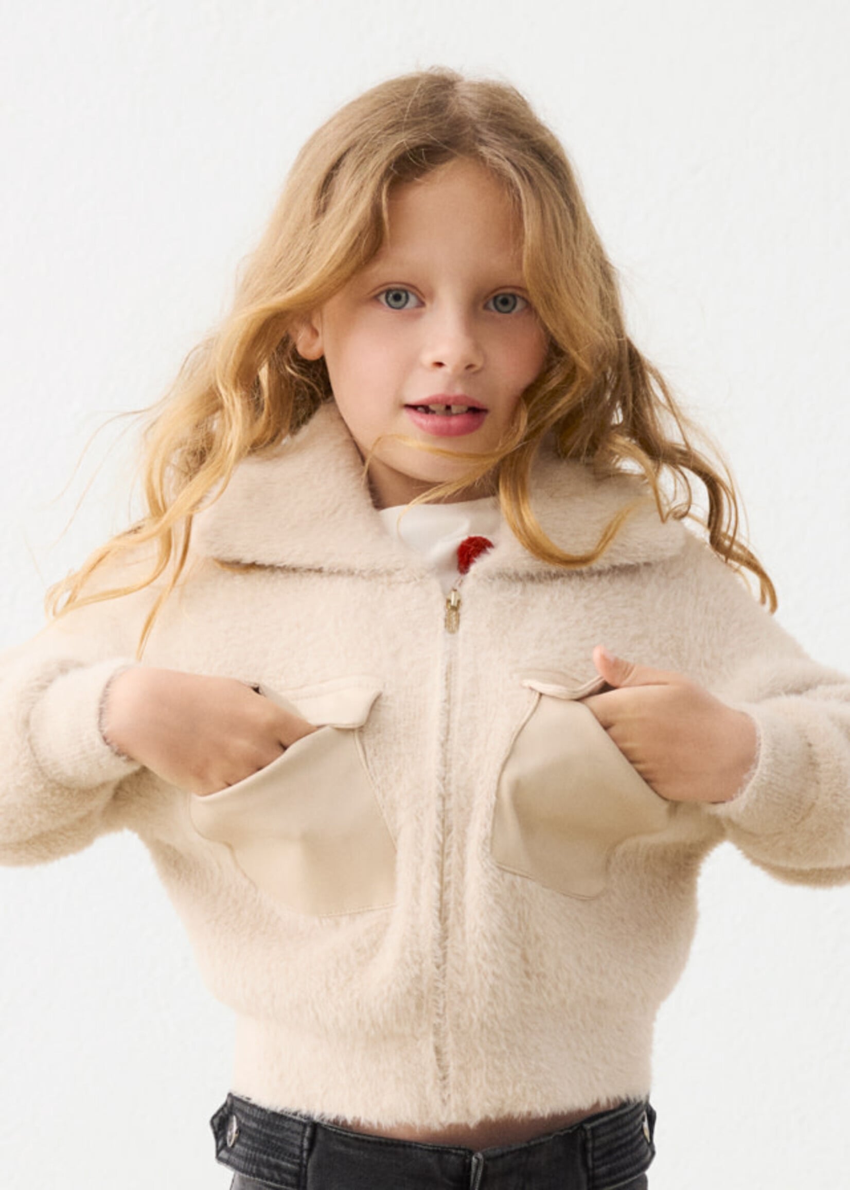 Mayoral Mayoral Furry knit sweater Biscuit - 26 04330