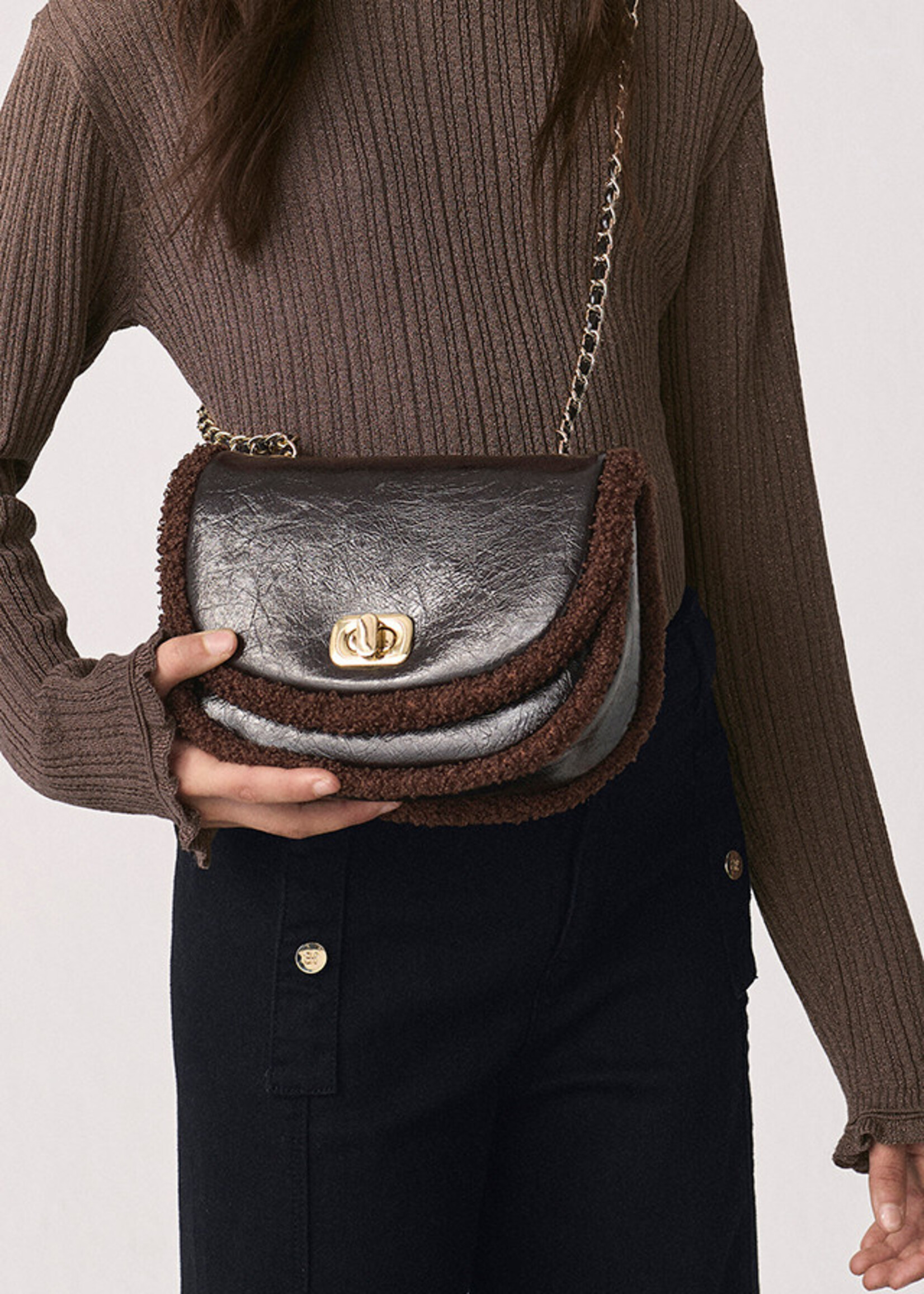 Abel & Lula Abel & Lula Mixed faux-shearling bag Col. Mole - 26 05938