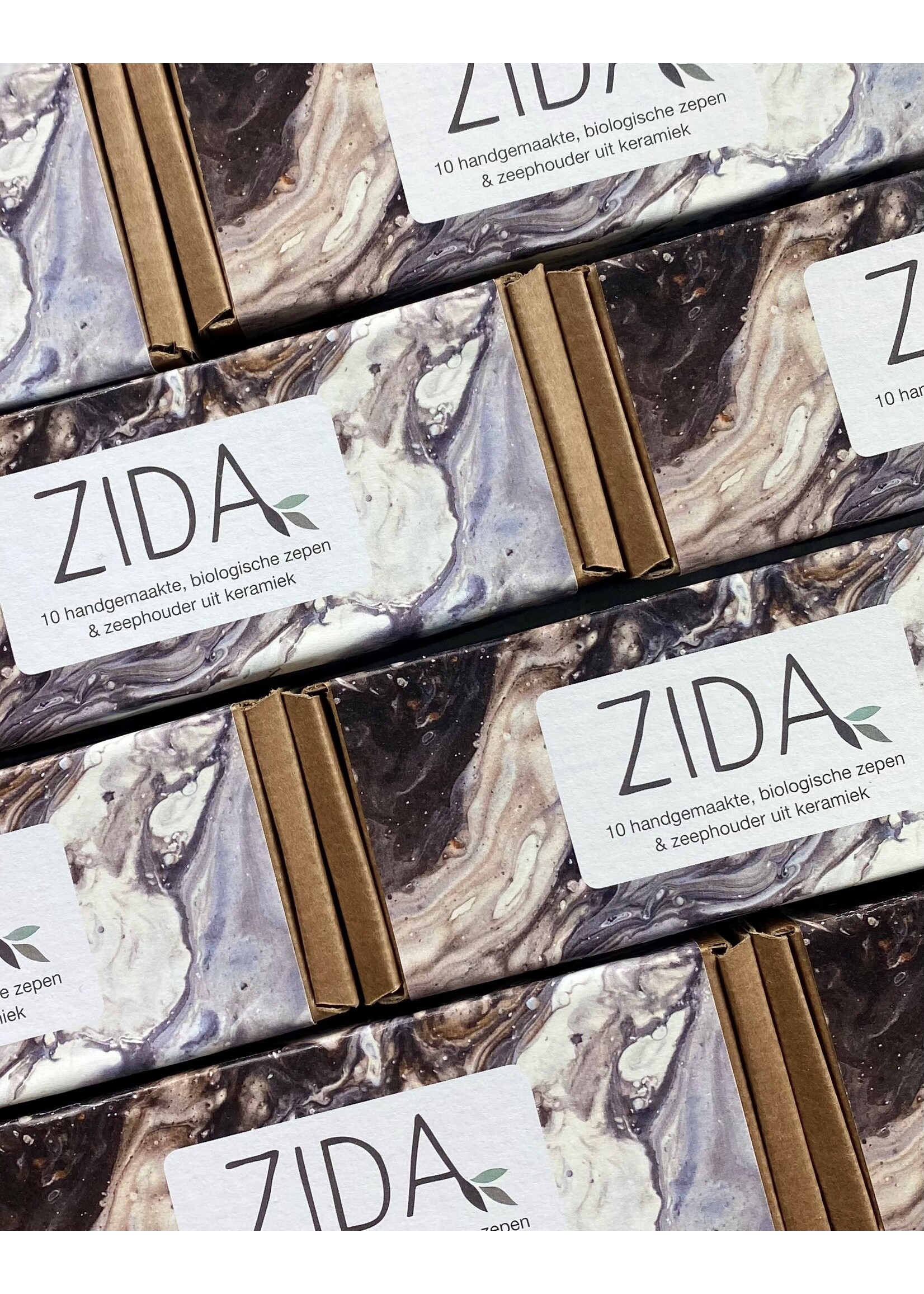 Sample box met 10 zepen en 1 zeepbakje