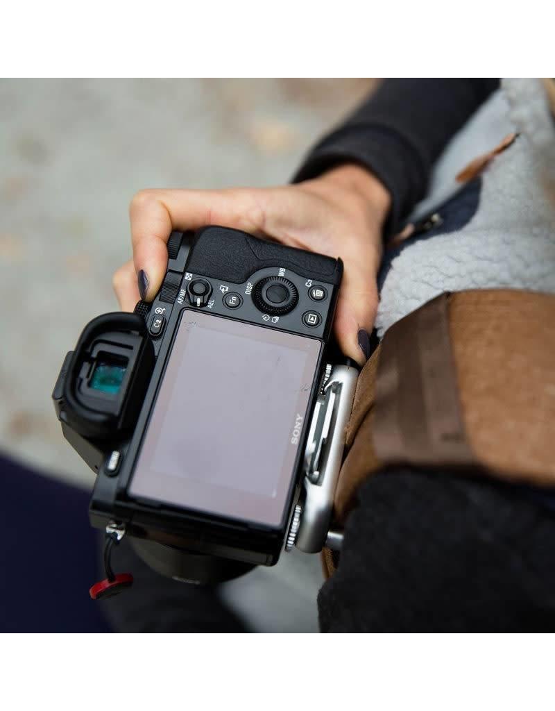 thumbnail image 2 of Peak Design Capture Camera Clip V3 - Black Quick Release Plate For Hiking, Biking & Hands-Free Carry 2 of 14