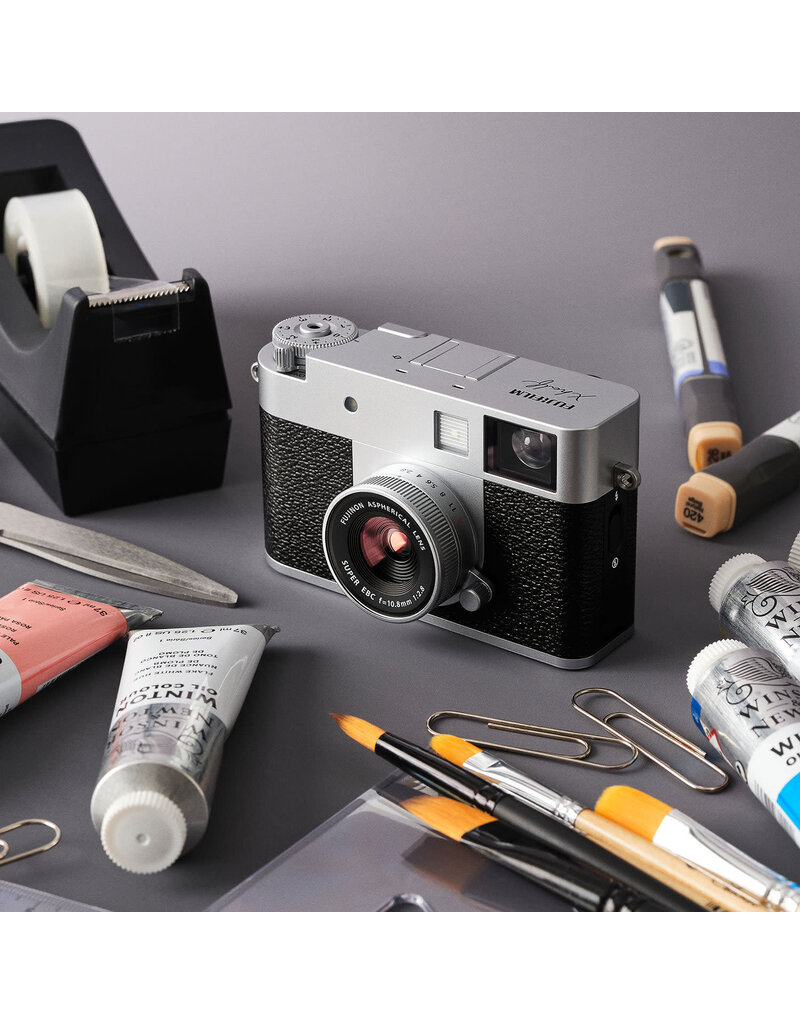Fujifilm Fujifilm X half Silver compact camera