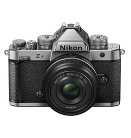 Nikon Nikon Zf + 40mm f/2.0 kit zilver