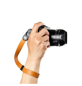 Peak Design Peak Design Cuff Leather Camera Strap Wrist Amber