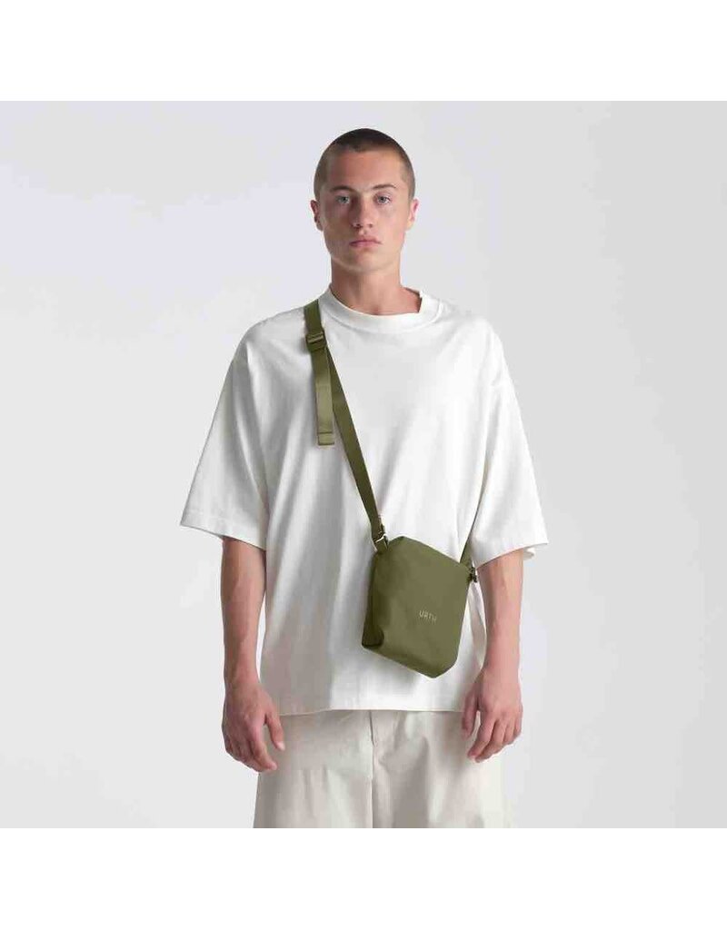 Urth Urth Andesite Camera Pouch (Green)