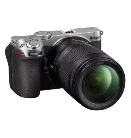 Nikon Nikon Z5IIC Silver + 24-200mm f/4.5-6.3 VR