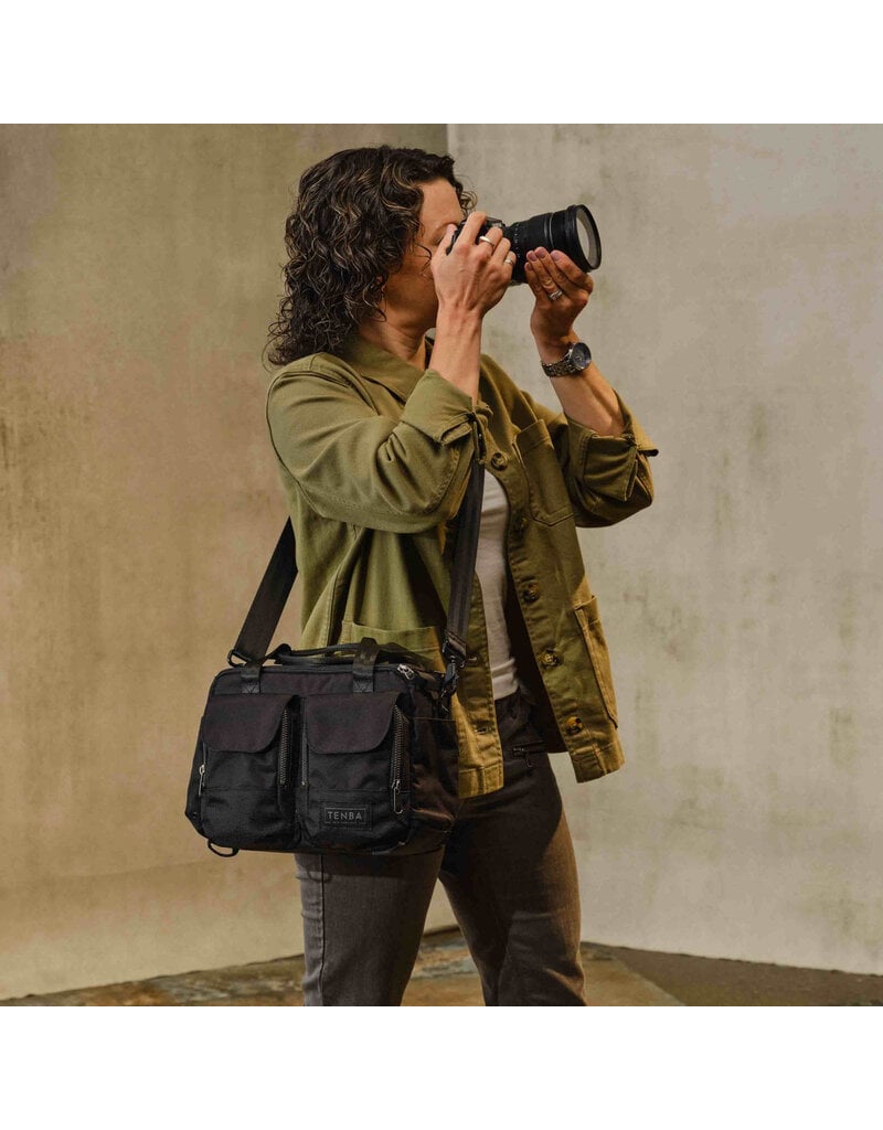 Tenba Tenba DNA v2 10 Shoulder Bag - Black