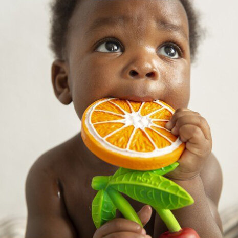Oli & Carol Oli & Carol - bijtspeeltje - clementino the orange Oli & Carol Oli & Carol - bijtspeeltje - clementino the orange