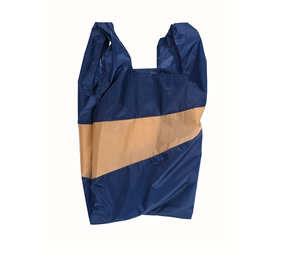 Susan Bijl Susan Bijl - the new shopping bag large - navy & camel Susan Bijl Susan Bijl - the new shopping bag large - navy & camel