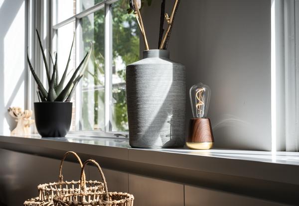 Humble Humble - one table light - walnut Humble Humble - one table light - walnut