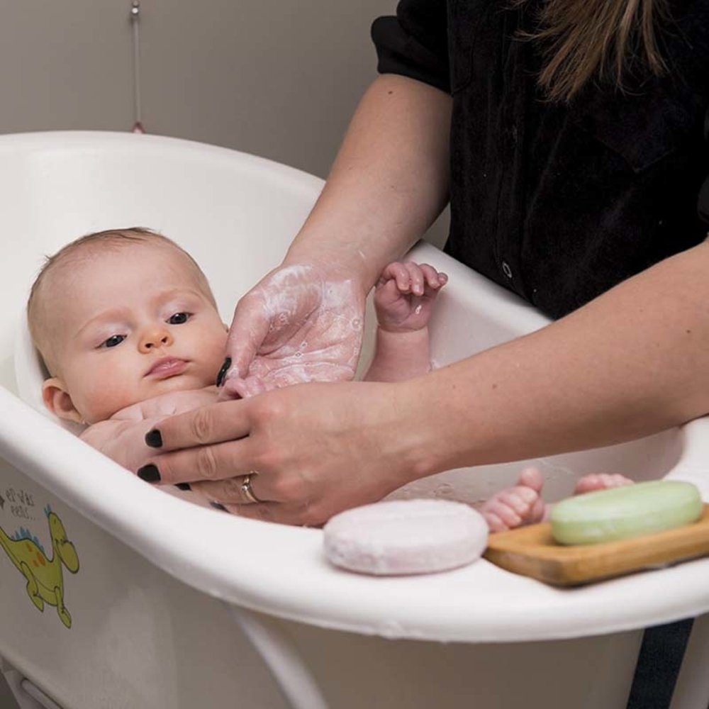 HappySoaps Happysoaps - baby shampoo & body wash bar - aloe you vera much HappySoaps Happysoaps - baby shampoo & body wash bar - aloe you vera much