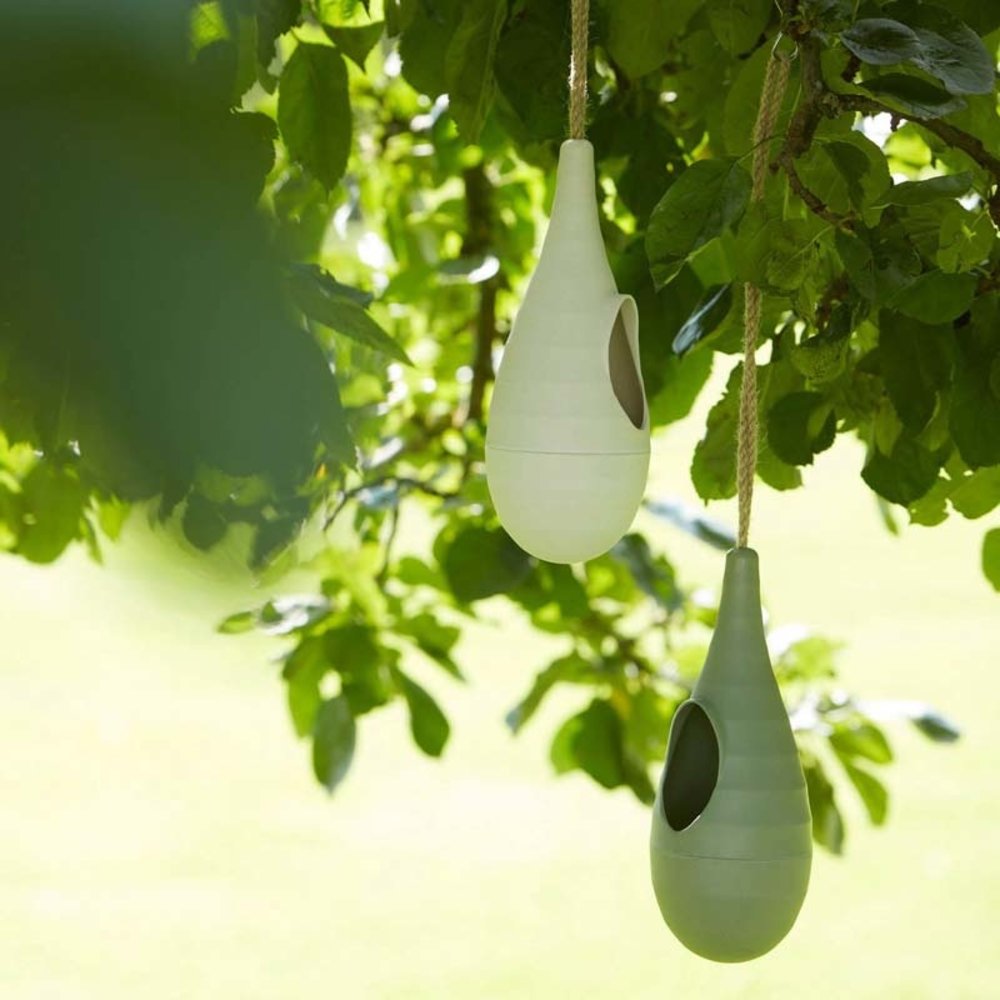 Point Virgule Point Virgule - bamboevezel vogelhuisje (druppel) - groen Point Virgule Point Virgule - bamboevezel vogelhuisje (druppel) - groen