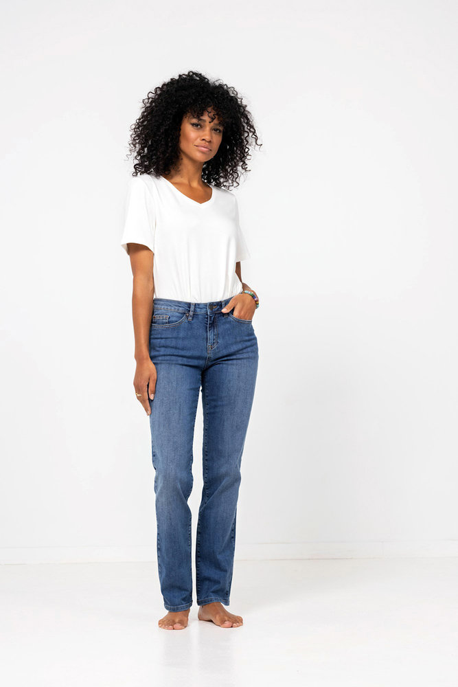 Cloud9 Cloud9 - dahlia straight leg - middelblauw Cloud9 Cloud9 - dahlia straight leg - middelblauw