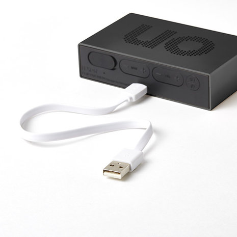 Lexon Lexon - flip premium wekker - alu licht lila Lexon Lexon - flip premium wekker - alu licht lila