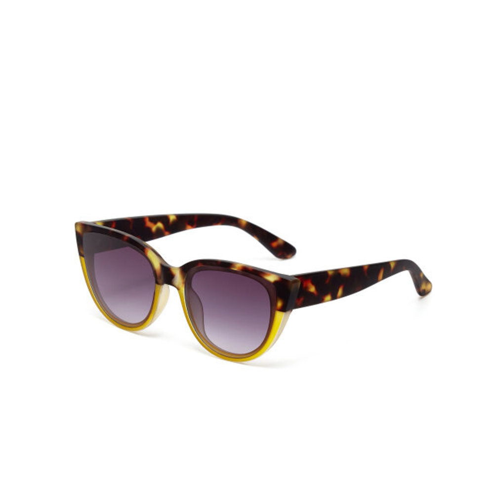 Okkia Okkia - zonnebril Silvia - cat eye - havana yellow Okkia Okkia - zonnebril Silvia - cat eye - havana yellow