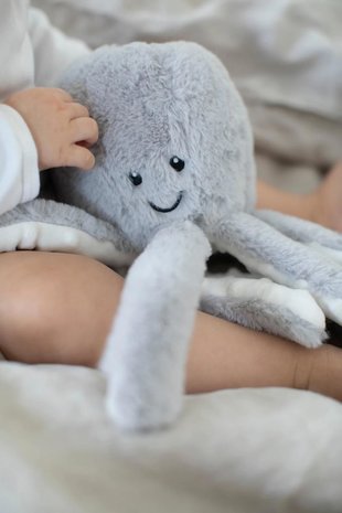 Flow Flow - hartslagknuffel - olly octopus Flow Flow - hartslagknuffel - olly octopus