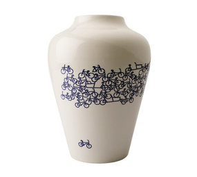 Heinen Delfts Blauw Heinen delfts blauw - vaas (H20,5 cm, Ø15 cm) - De blauwe fiets nr 2 Heinen Delfts Blauw Heinen delfts blauw - vaas (H20,5 cm, Ø15 cm) - De blauwe fiets nr 2
