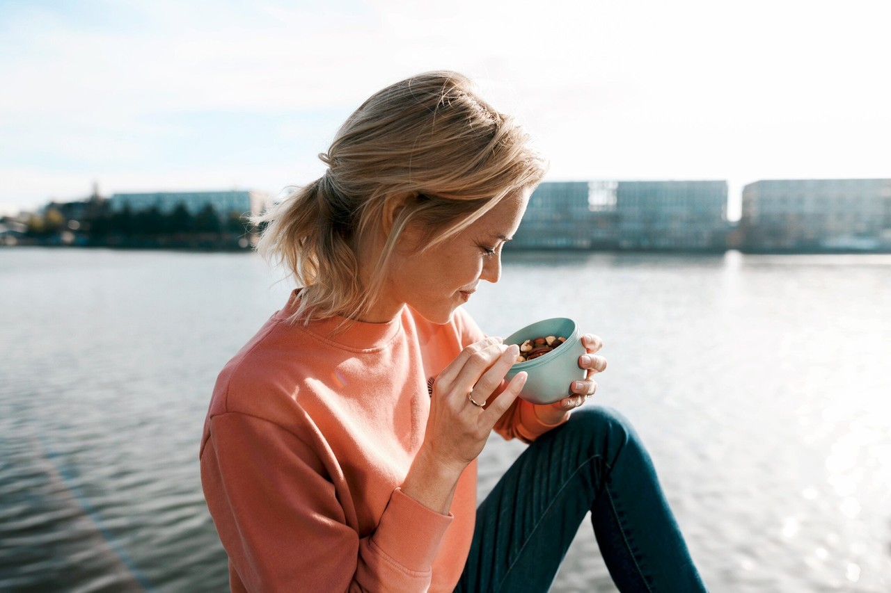 Mepal Mepal - snackpot ellipse 350 ml - zachtgroen Mepal Mepal - snackpot ellipse 350 ml - zachtgroen