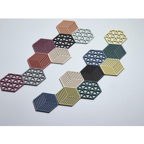 Zone Denmark Zone - pannenonderzetter triangles (16x14cm) - denimblauw Zone Denmark Zone - pannenonderzetter triangles (16x14cm) - denimblauw