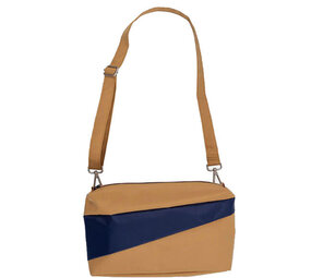 Susan Bijl Susan Bijl - the new bum bag medium - camel & navy