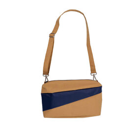 Susan Bijl Susan Bijl - the new bum bag medium - camel & navy Susan Bijl Susan Bijl - the new bum bag medium - camel & navy
