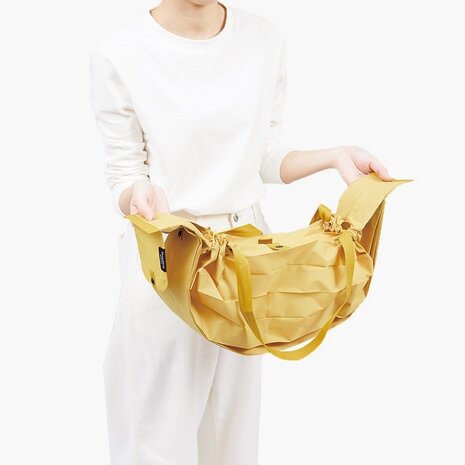 Shupatto Shupatto - opvouwtas L - karashi - mosterdgeel Shupatto Shupatto - opvouwtas L - karashi - mosterdgeel