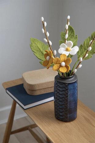 Gry & Sif Gry & sif - eenvoudige bloem - yellow Gry & Sif Gry & sif - eenvoudige bloem - yellow