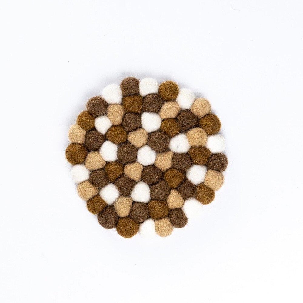 Sjaal met verhaal Sjaal met verhaal - onderzetters rond 10 cm - gingerbread (set van 4) Sjaal met verhaal Sjaal met verhaal - onderzetters rond 10 cm - gingerbread (set van 4)