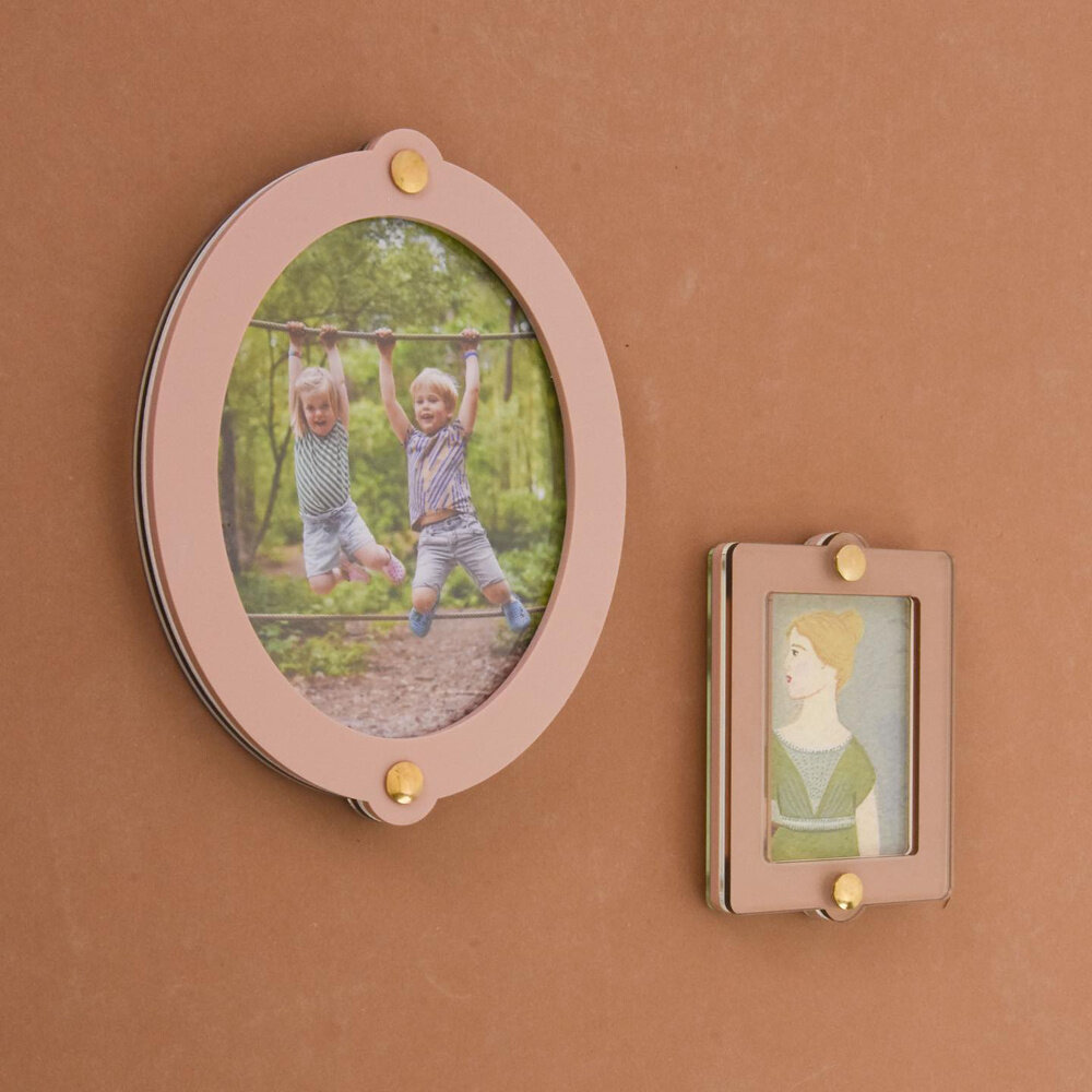 Studio Harm en Elke Studio Harm en Elke - fotolijstje - groot ovaal - rozebruin/rook