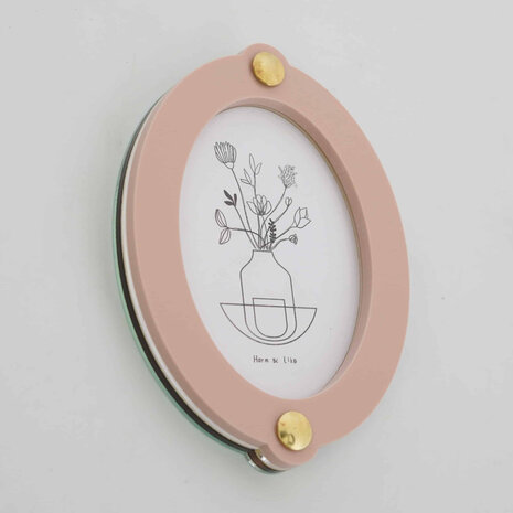 Studio Harm en Elke Studio Harm en Elke - fotolijstje - klein ovaal - rozebruin/rook Studio Harm en Elke Studio Harm en Elke - fotolijstje - klein ovaal - rozebruin/rook