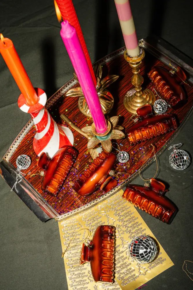 Yup in de boom Yup in de boom - kerstbal - dehaarclipvanmarieclaire Yup in de boom Yup in de boom - kerstbal - dehaarclipvanmarieclaire