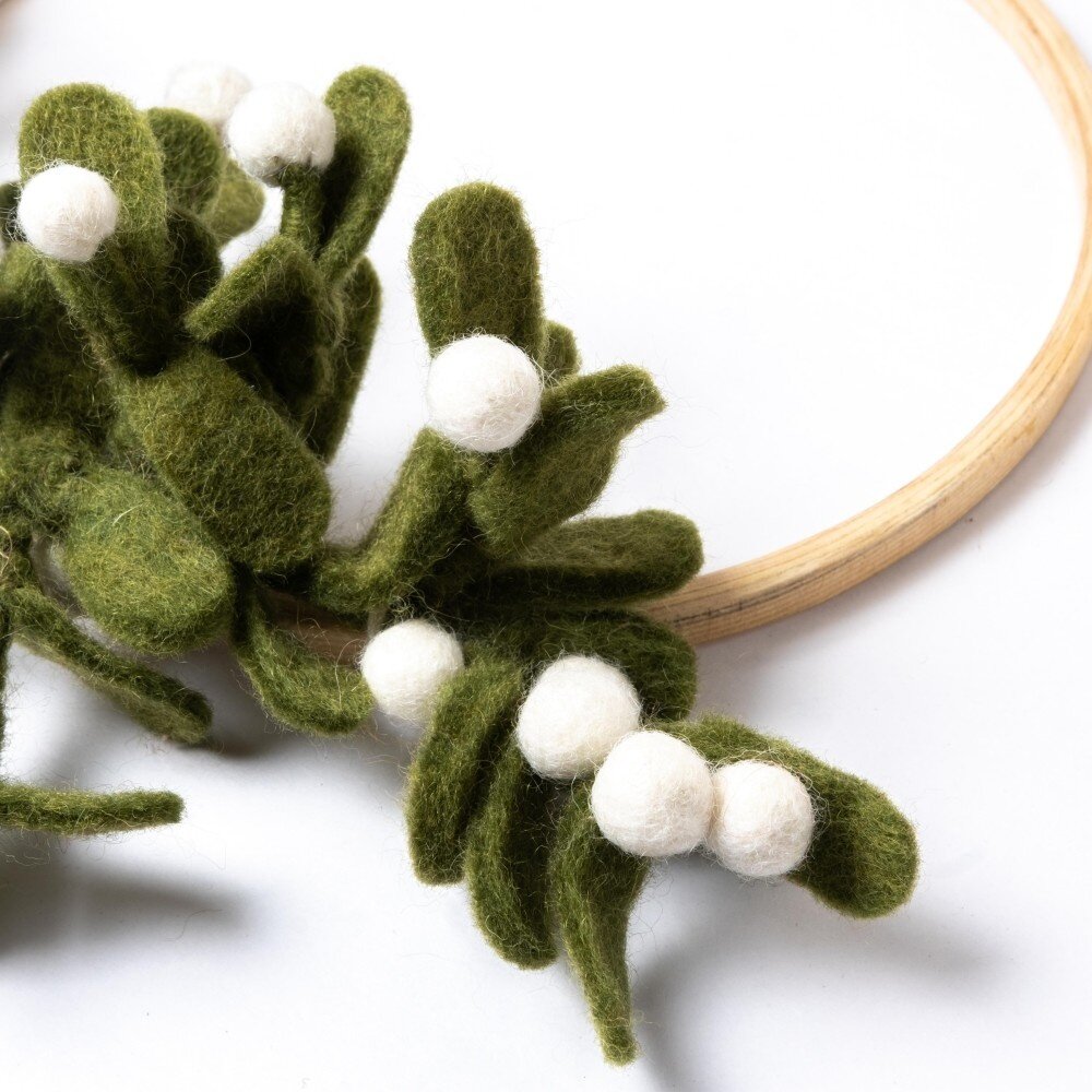 Sjaal met verhaal Sjaal met verhaal - krans - maretak