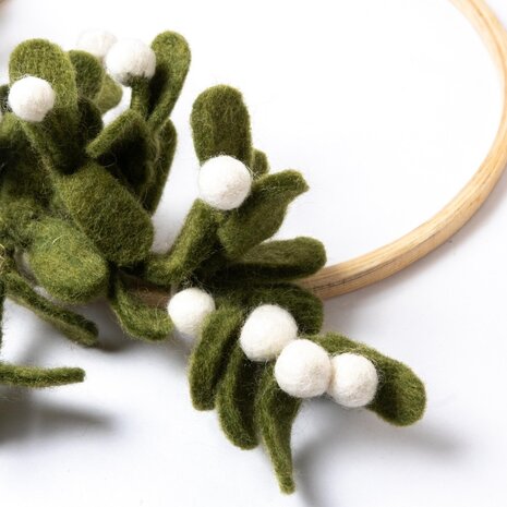 Sjaal met verhaal Sjaal met verhaal - krans - maretak