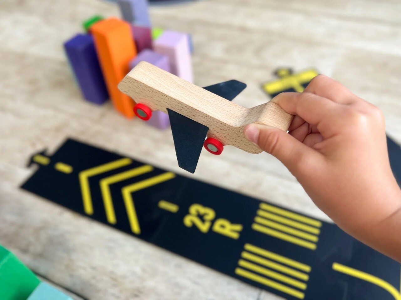 Way to play Way to play - flexibele autobaan - vliegveld Way to play Way to play - flexibele autobaan - vliegveld