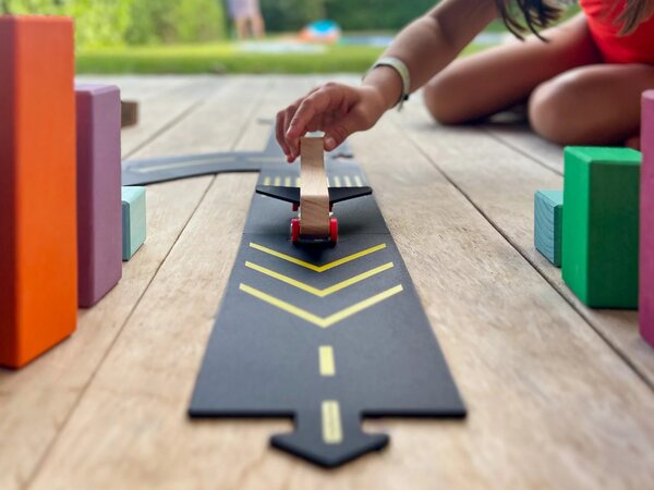 Way to play Way to play - flexibele autobaan - vliegveld Way to play Way to play - flexibele autobaan - vliegveld