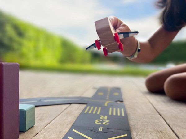 Way to play Way to play - flexibele autobaan - vliegveld Way to play Way to play - flexibele autobaan - vliegveld