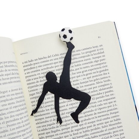 Balvi Balvi - boekenlegger - voetbal omhaal Balvi Balvi - boekenlegger - voetbal omhaal